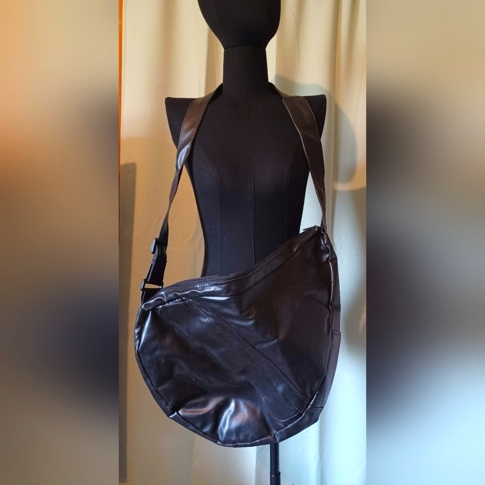 Black Leather Travel Crossbody Messenger Bag
